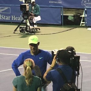 Meet your Posher, Elliot